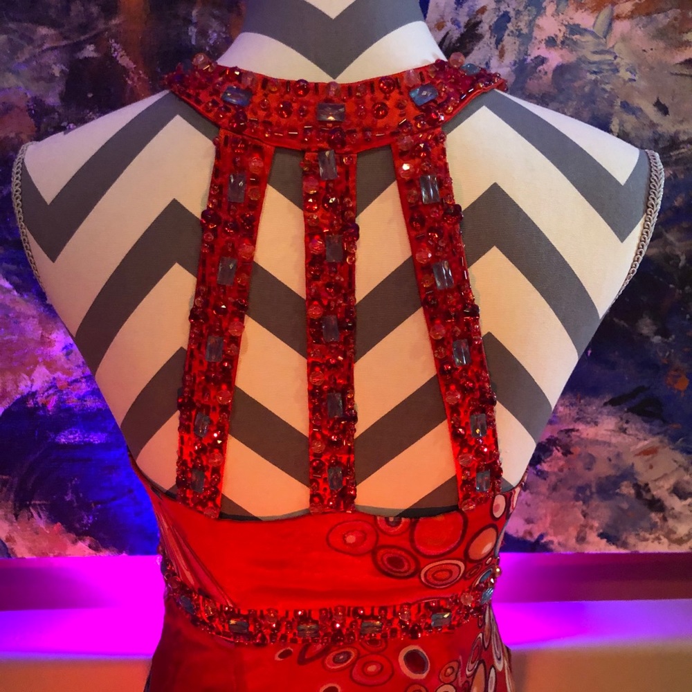 Dress - Picture 3 of 5